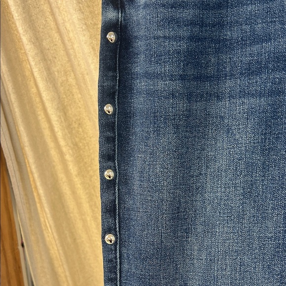 Dark Blue Straight Leg Jeans with Stud Accents - Judy Blue 881027 - Picture 3 of 8